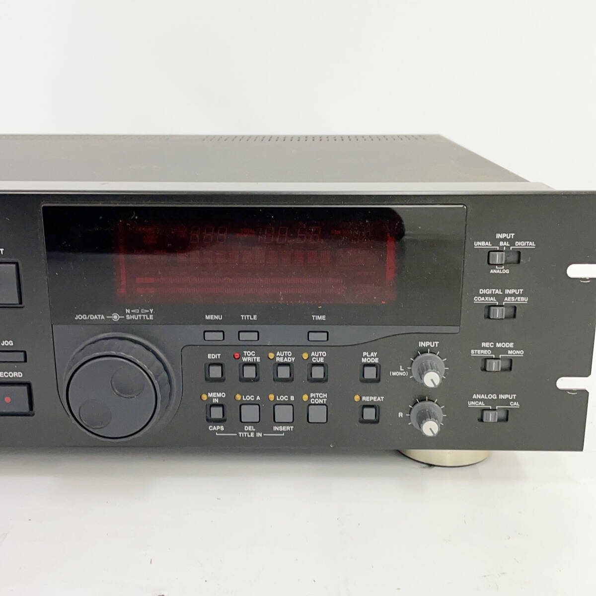 TASCAM 業務用MDレコーダー MD-801R MKⅡ/ジャンク　_画像4