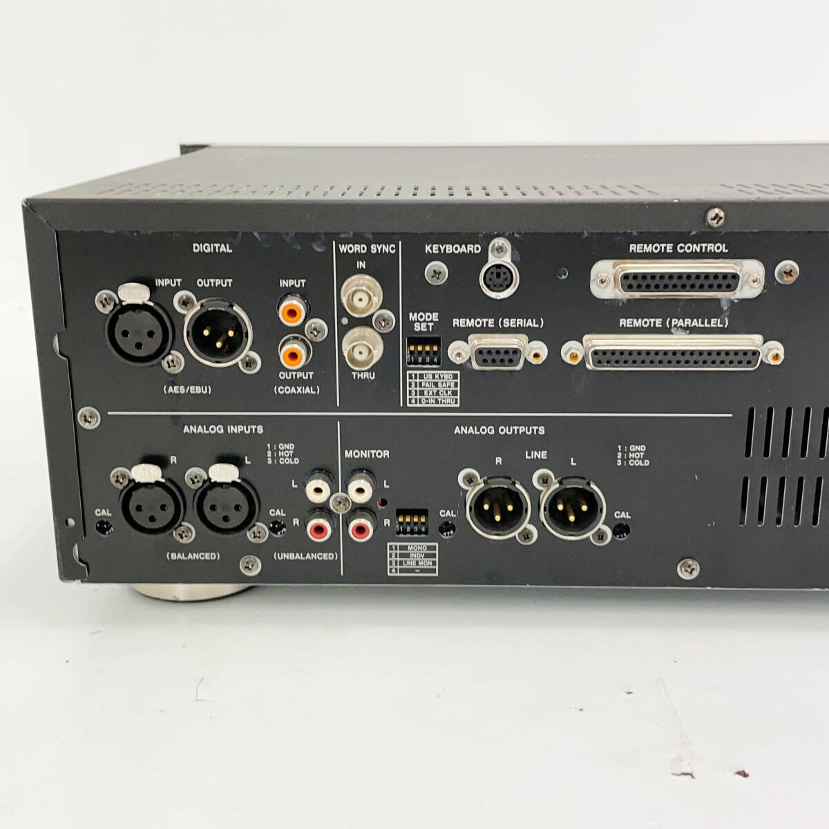 TASCAM 業務用MDレコーダー MD-801R MKⅡ/ジャンク　_画像7