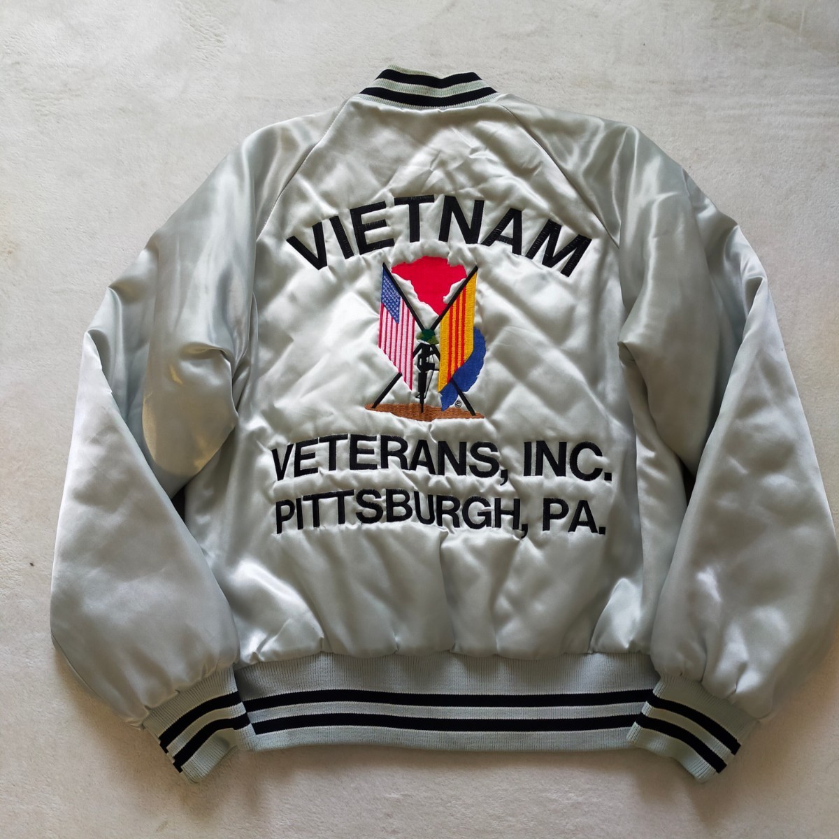 状態良好　USA製　70S　80S　ヴィンテージ　スタジャン　ベトジャン　ブルゾン　ジャケット　ベトナム　刺繍