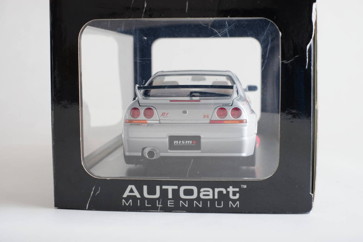 【保護テープ有】AUTOart オートアート 1/18 Nissan Skyline GT-R(R33)V-Spec シルバー nismo ニスモの画像4