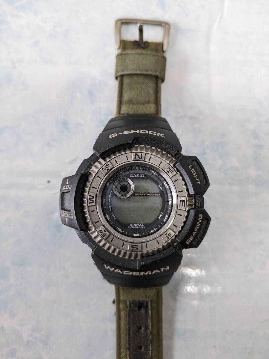 【1412レ】腕時計　G-SHOCK　DW-9800　1869　CASIO　WADEMAN　時計　電池切れ_画像3