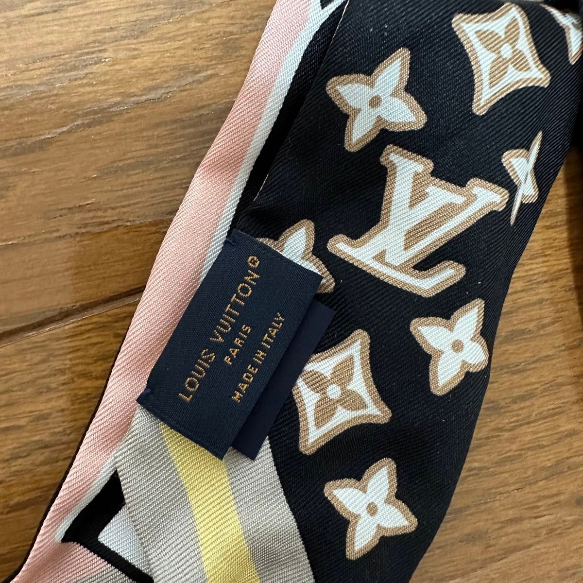 ルイヴィトン LOUIS VUITTON モノグラム　ビジュエルド　バンドー　スカーフ