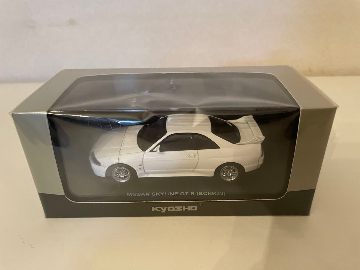 KYOSHO 京商 No.03341W NISSAN SKYLINE GT-R （BCNR33）1995 (white)1/43 