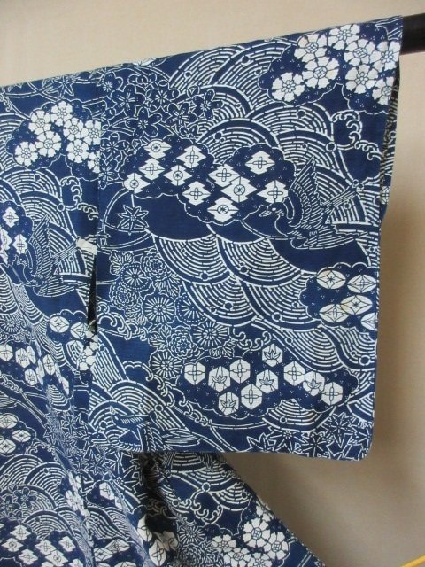 1円 中古 木綿 綿絽 浴衣 花火 祭り 藍色 草花 青海波 幾何学 抽象 お洒落 可愛い 身丈150cm 裄64cm【夢職】★★★_画像6