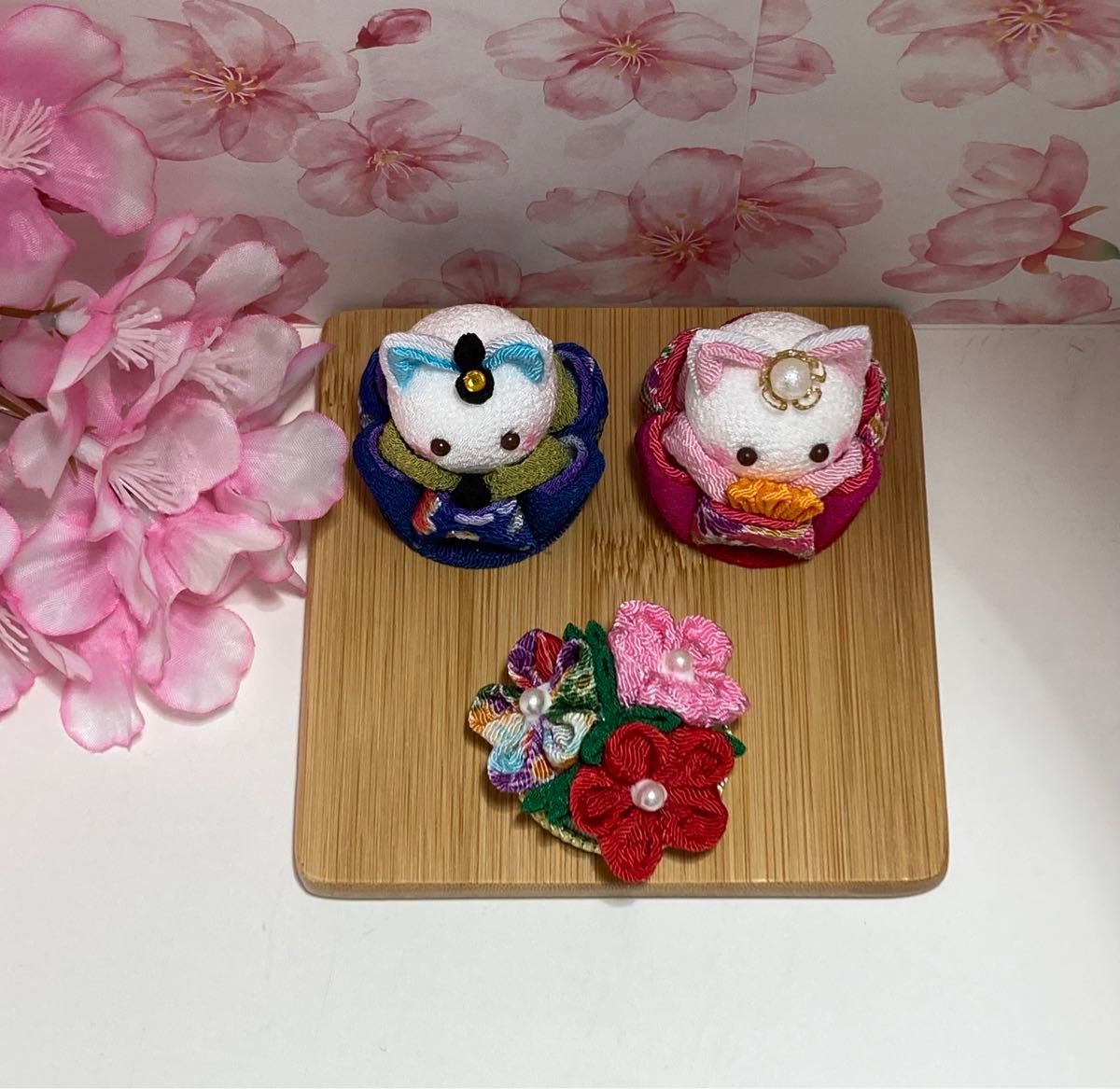 ネコ 猫 ねこ ハンドメイド つまみ細工 ちりめん細工 コンパクト ネコ 猫 ねこ ハンドメイド つまみ細工 ちりめん細工 コンパクト
