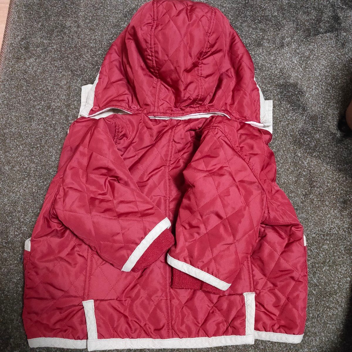 《80cm》チッカチッカブーンブーン アウター コート 赤色 キルティング ジャケット
