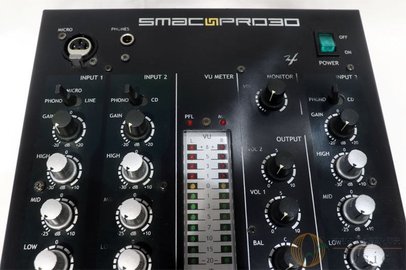 【ジャンク】[中古] Ecler SMAC PRO30 フェーダーを斜めに配置したDJミキサー！ [MK940]_画像3