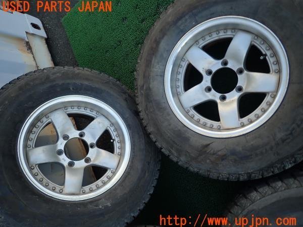 3UPJ=11160917]ランクル60系(HJ61V(改))後期 4x4Engineering BRADLEY IX 16インチホイール 8J? ±0? PCD139.7 6穴 中古_画像3