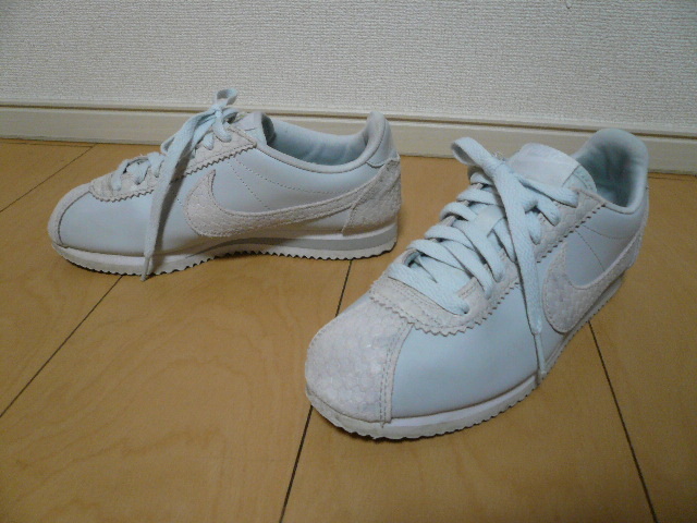 NIKE ナイキ スニーカー CLASSIC CORTEZ PREMIUM クラシック コルテッツ プレミアム 905614-001 グレー×ホワイト(灰色×白) 23.5cm_画像1