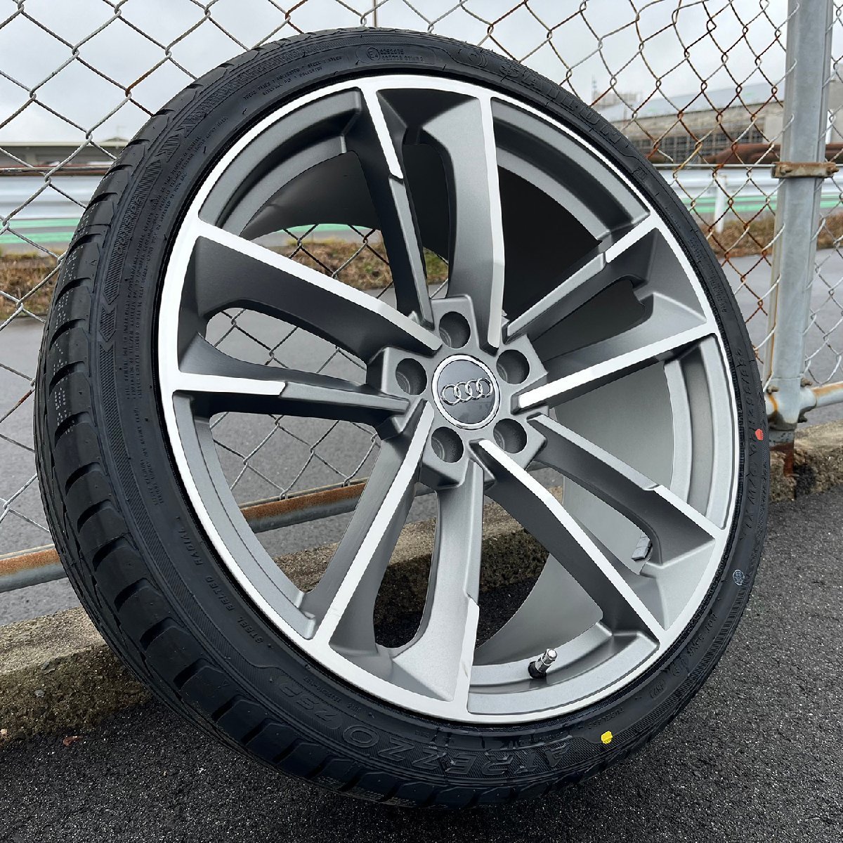 アウディ Audi A5 (8T) A6 (4F/4G) A7 (4G) 新品 タイヤホイール 20インチ 特選タイヤ 255/35R20_画像3