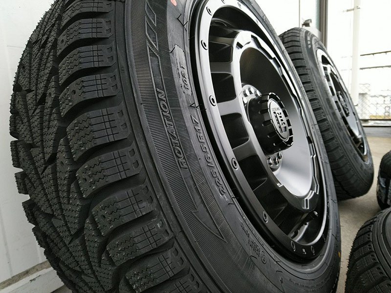 即納 翌日発送 スタッドレス SAILUN ICE BLAZER WST3 265/70R17 265/65R17 プラド ハイラックス サーフ FJ H3 パジェロ SwaGGer 新品4本_画像3