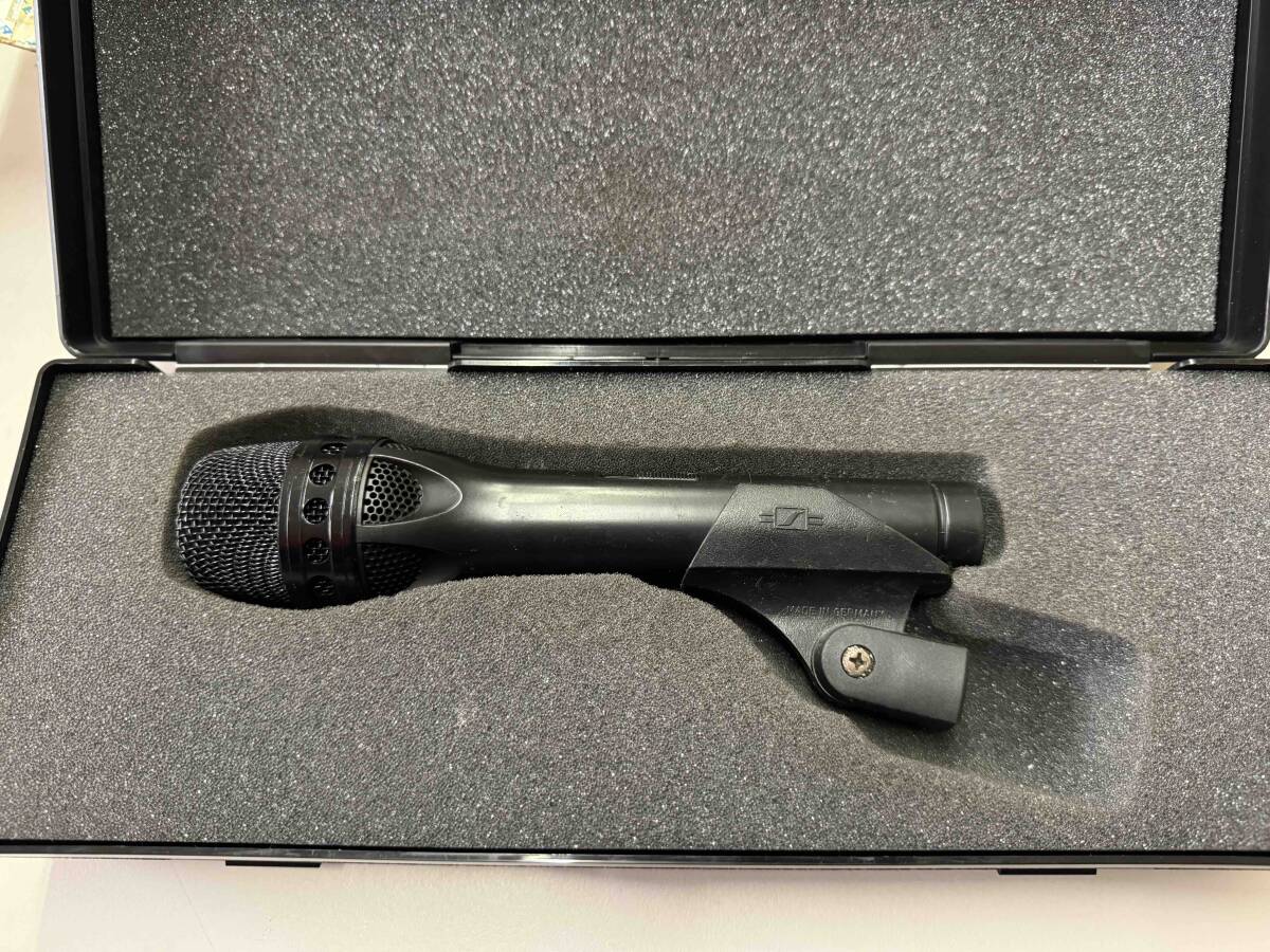 【動作品】SENNHEISER ゼンハイザー　ダイナミック型ハンドマイク　MD431II マイクホルダー、ケース付