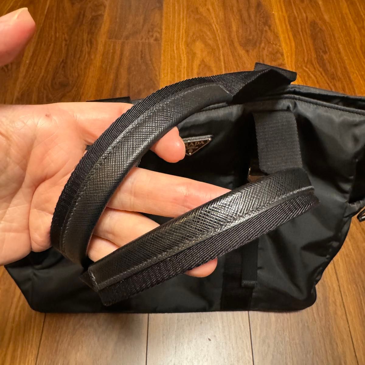 PRADA プラダ トートバッグ 2VG042|Yahoo!フリマ(旧PayPayフリマ) PRADA プラダ トートバッグ 2VG042|Yahoo!フリマ(旧PayPayフリマ)