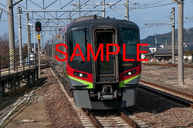 Ｄ-５A【鉄道写真】Ｌ版４枚　JR四国　2700系　特急南風_画像1