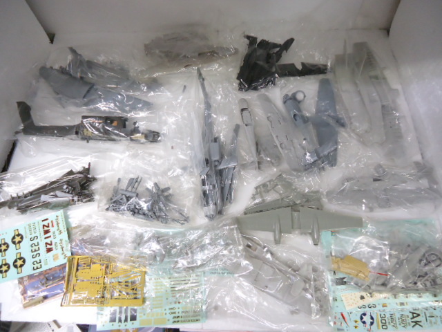  fighter (aircraft) all sorts assembly ending plastic model parts other together large amount Junk set ⑭