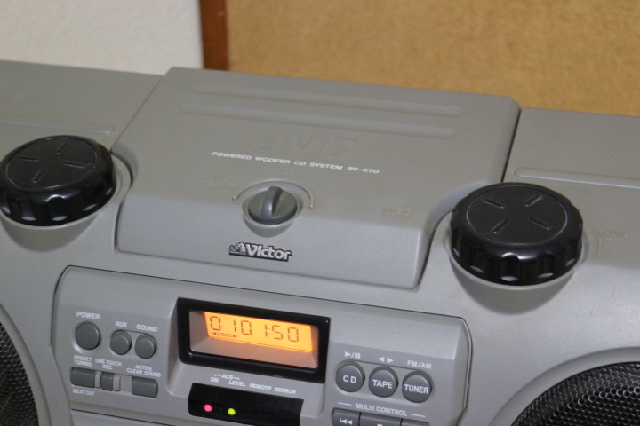 中古品　JVC RV-X70 ビクター CDラジカセ POWERED WOOFER CD SYSTEM ドラムカン 97年製_画像4