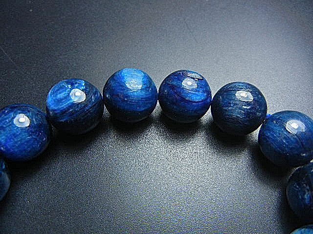 高級天然貴石JFV2613　カイャナイト　超極上級美品 藍青色 14.5mmキャッツアイ有お勧め_画像3