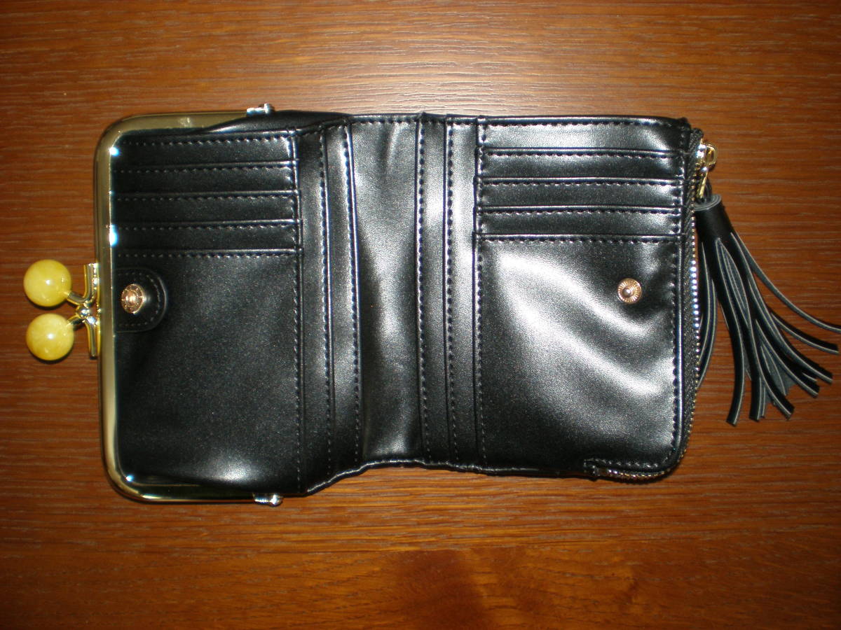 ＤａｉｌｙＲｕｓｓｅｔディリーラシット）～二つ折り財布（黒ブラック）定価６６００円セール半額品_画像3
