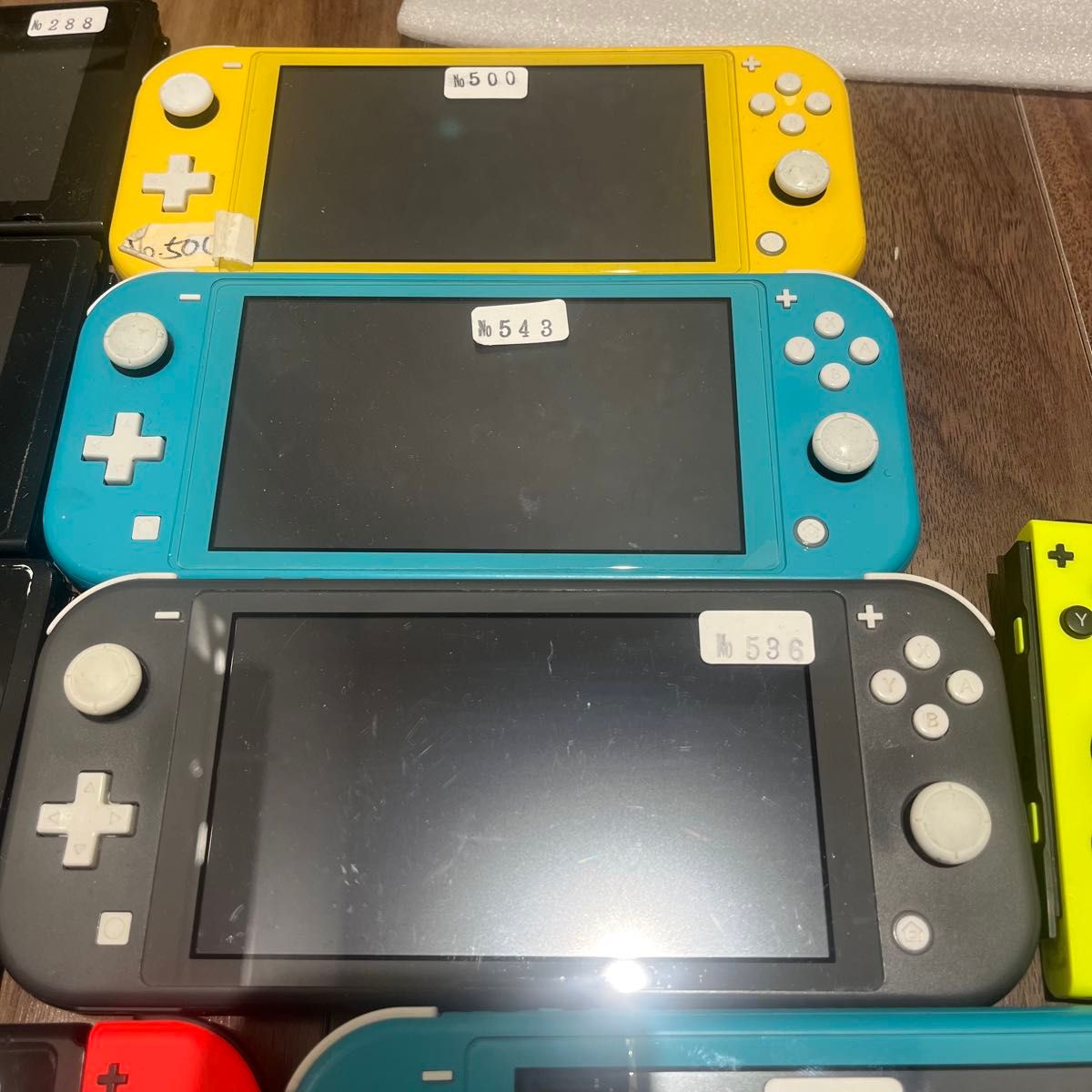 ☆Nintendo Switch☆ジャンクセット☆本体16台+ジョイコン3個+プロコン☆送料込☆ ☆Nintendo Switch☆ジャンクセット☆本体16台+ジョイコン3個+プロコン☆送料込☆