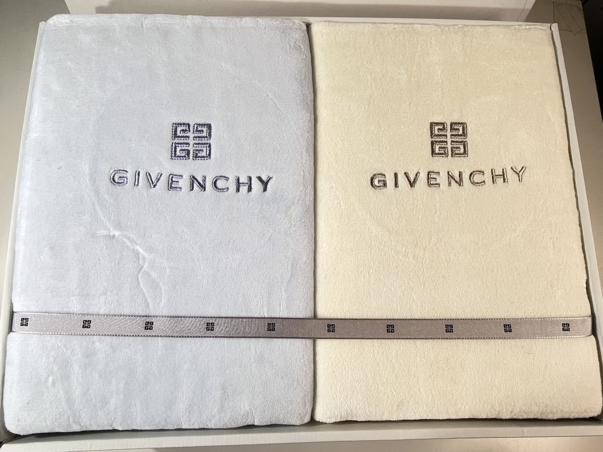 ★未使用品 GIVENCHY 綿毛布セット 2枚 綿100% （約）140cm×200cm 日本製 寝具 ライトブルー ライトイエロー 箱入り 管理J553の画像2