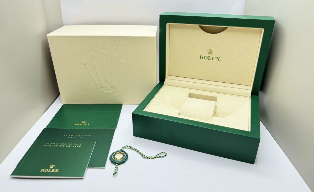 【ロレックス】 ◎ROLEX◎ デイトジャスト 39139.01 空箱 M ベージュ 時計 カードケース タグ 冊子 付属品 箱 V37の画像1