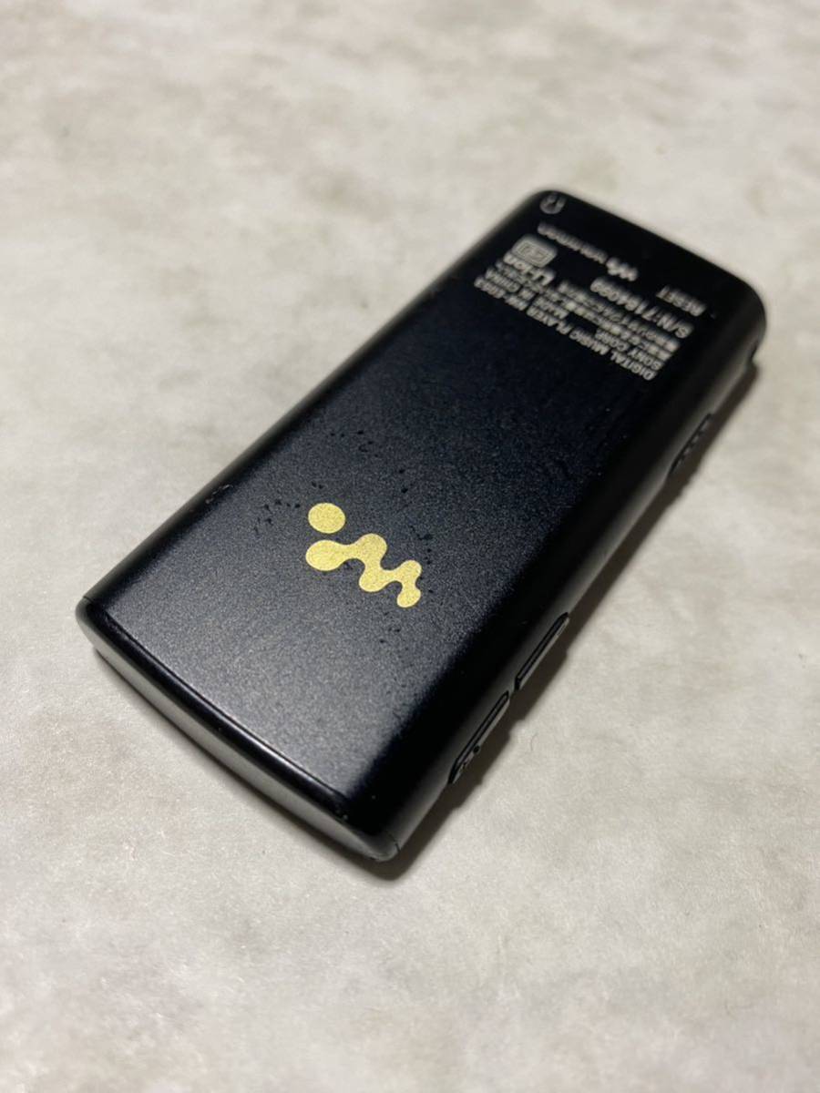 【送料無料】ソニー デジタルウォークマン NW-E053♪ブラック 4GB SONYWALKMAN♪即決ポータブルオーディオプレーヤーdigital media player_画像4