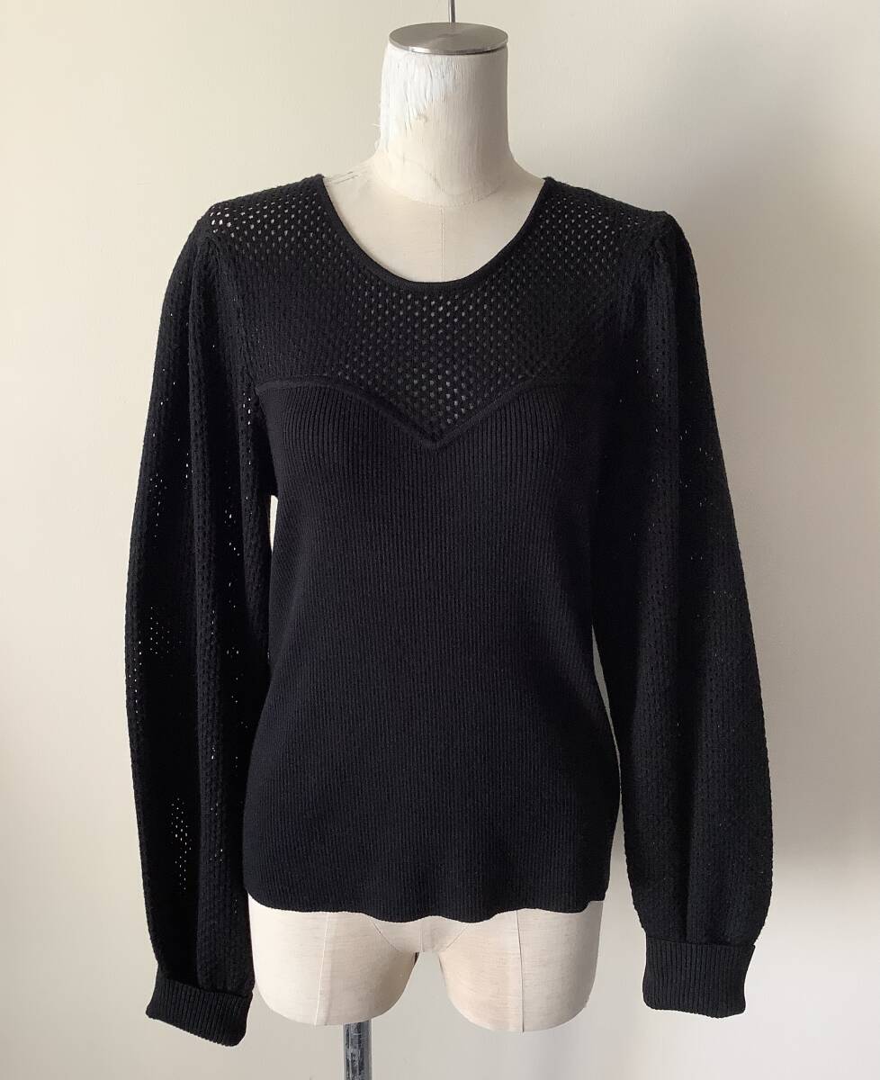 DKNYダナキャランニューヨーク新品L♪黒の胸元とふんわり袖はメッシュの春セーター_黒のセーター