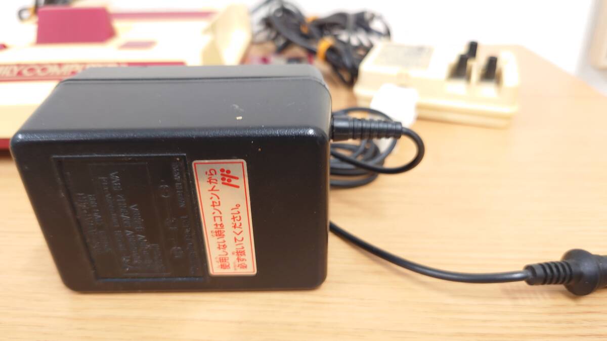 初代ファミリーコンピューター本体＆ファミコンハード　FC-MOBILE 74&カセットソフト一本（中嶋悟F1HERO）Nintendo Entertainment System　_画像10
