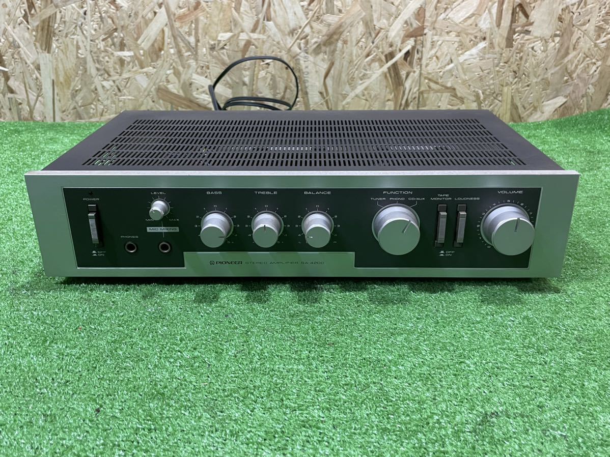 2B23 Pioneer パイオニア プリメインアンプ　SA-4200通電OK 現状品 オーディオ機器_画像1