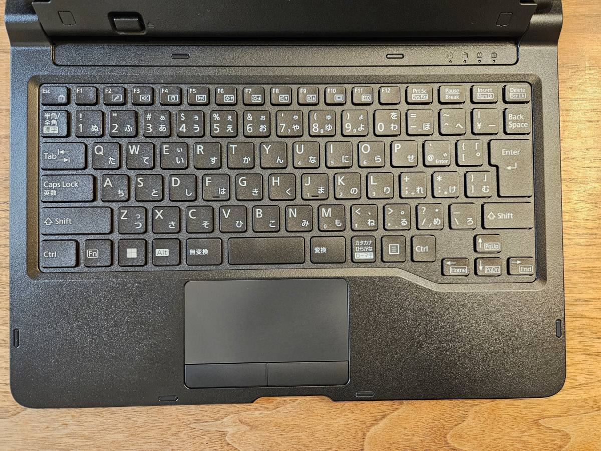 新品同様】タブレットPC 富士通 13 3型 ARROWS Tab Q7312/KB 新品同様】タブレットPC 富士通 13 3型 ARROWS Tab Q7312/KB