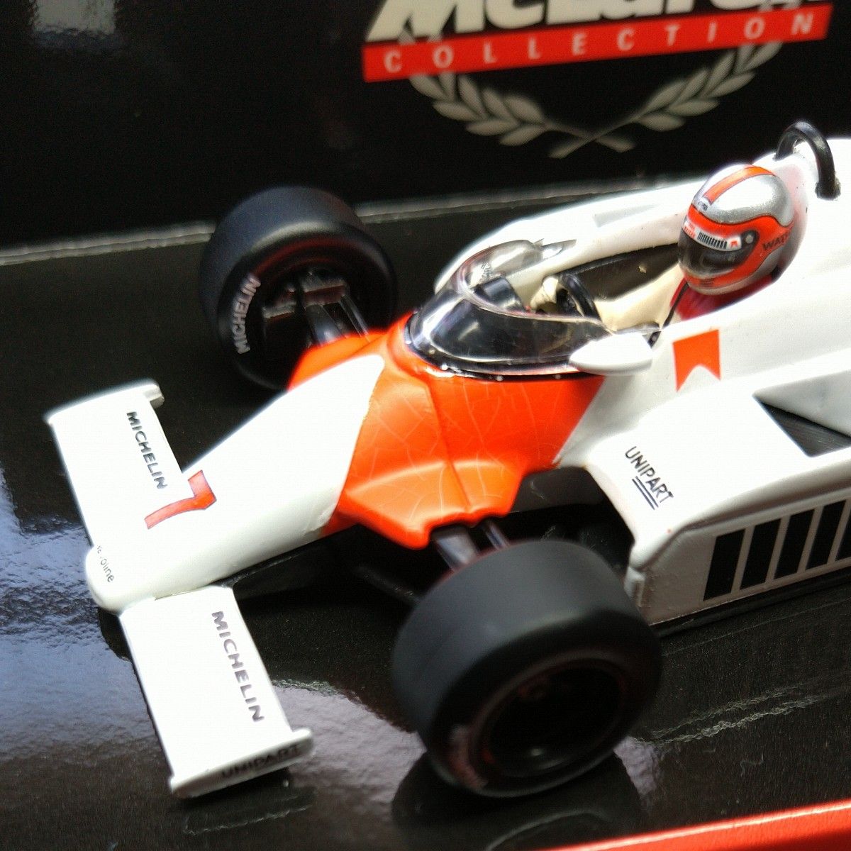 ミニカー 1/43 ミニチャンプス McLAREN FORD MP4 WINNER GP ENGLAND 1981 J.WATSO