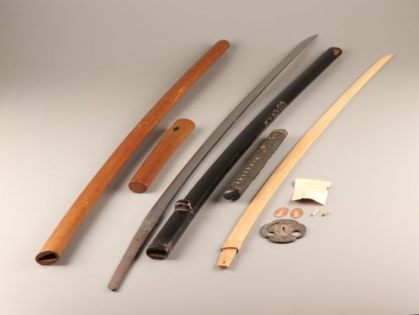 古美術 時代武具 刀 100cm 奉納刀 無銘 刀身に龍彫刻 登録付 白鞘 拵え 外装 時代物 極上品 初だし品 C4250_画像10