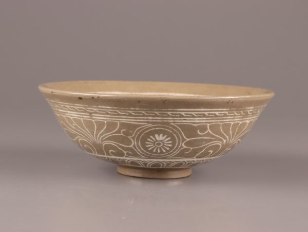 古美術 朝鮮古陶磁器 高麗青磁 白黒象嵌 鉢 時代物 極上品 初だし品 C4474_画像4