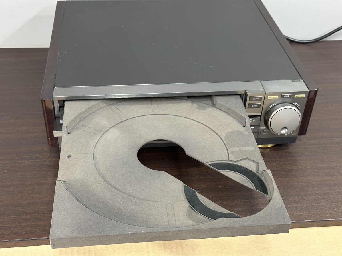 SONY ソニー CD/CDV/LDプレーヤー MDP-911 レーザーディスクプレーヤー 通電のみ確認済み 現状品 ジャンク_画像3