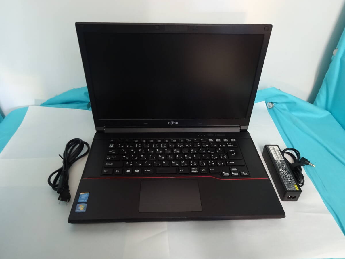 富士通株式会社 品名:LIFEBOOK A574/K 型名:FMVA08004 CPU:i5-4310M 2.70GHz 実装RAM:4GB HDD:320GB DVD-ROM 付属品:アダプタ ジャンク #1_LIFEBOOK A574/K 型名:FMVA08004 ジャンク