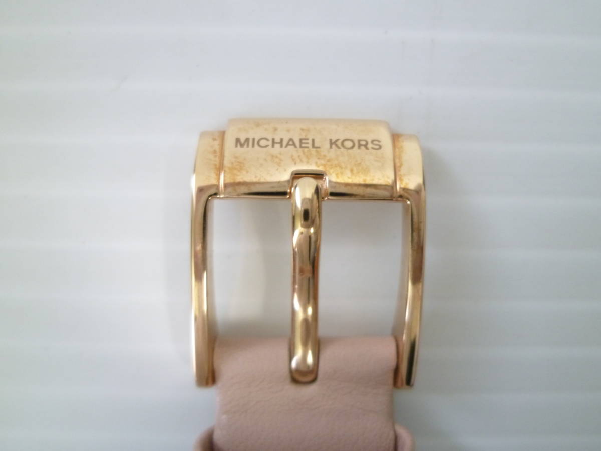 61443◆MICHAEL KORS/マイケルコース MK-2741 クォーツ 腕時計 白文字盤 石付 ゴールドカラー 3針 稼働 ベルト:ピンクカラー◆_画像9