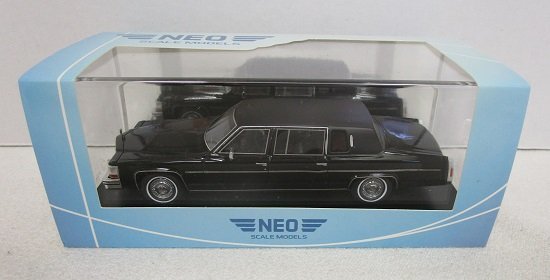 ■NEO 1/43 キャデラック フリートウッド フォーマル リムジン 1980 　Cadillac Fleetwood Formal Limousine ミニカー_画像1