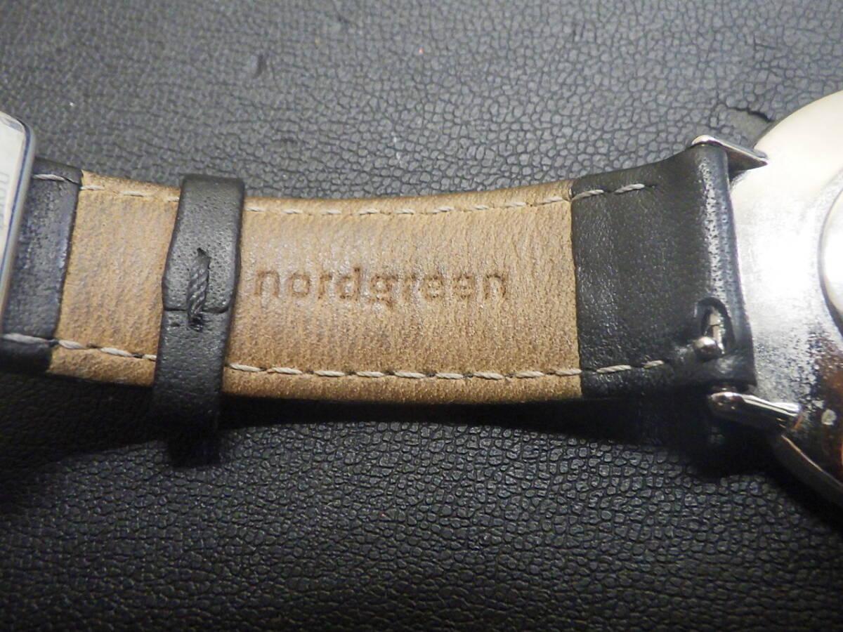 Nordgreen ノードグリーン 腕時計 北欧デザイン ホワイトダイヤル36mm ブラックレザーの画像7