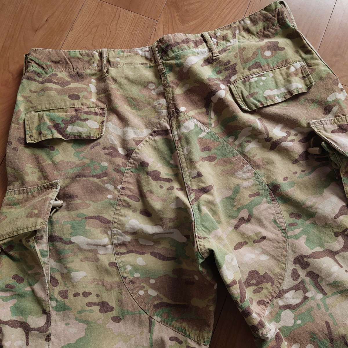 USARMY 米軍実物 マルチカム迷彩 ミリタリーカーゴパンツ 古着XL USARMY 米軍実物 マルチカム迷彩 ミリタリーカーゴパンツ 古着XL