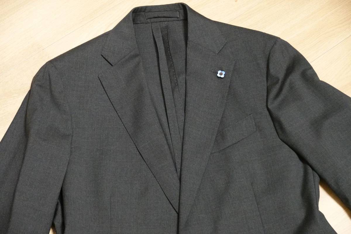 LARDINI スーツ　チャコール　ほぼ新品　サイズ48（M~L）　セットアップ　ビジネス/結婚式等にも　ラルディーニ　