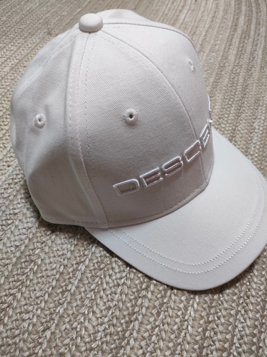 新品 DESCENTE GOLF 帽子 キャップ ホワイト 白 フリーサイズ（57-59cm） 刺繍 吸水速乾 デサント ゴルフ レターパック可_画像5