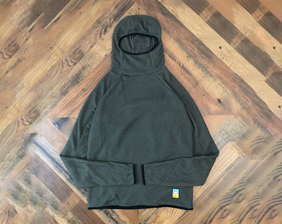 Bibian 比比昂 - Senchi Designs ALPHA 60 HOODIE Dark Sage Bibian 比比昂 - Senchi Designs ALPHA 60 HOODIE Dark Sage