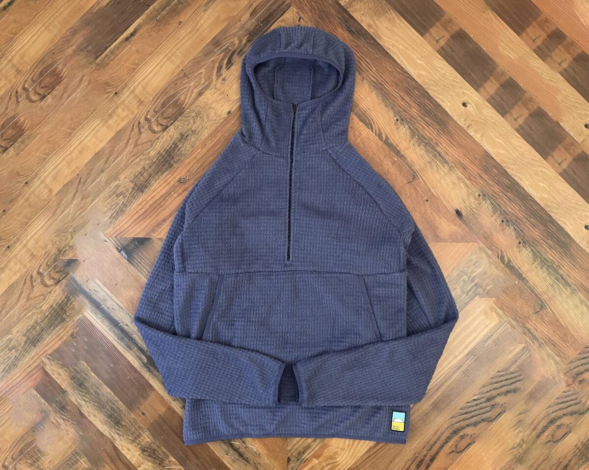 Senchi Designs Alpha 120 Hoodie w/ Zip and Pocket Senchi Designs Alpha 120 Hoodie w/ Zip and Pocket