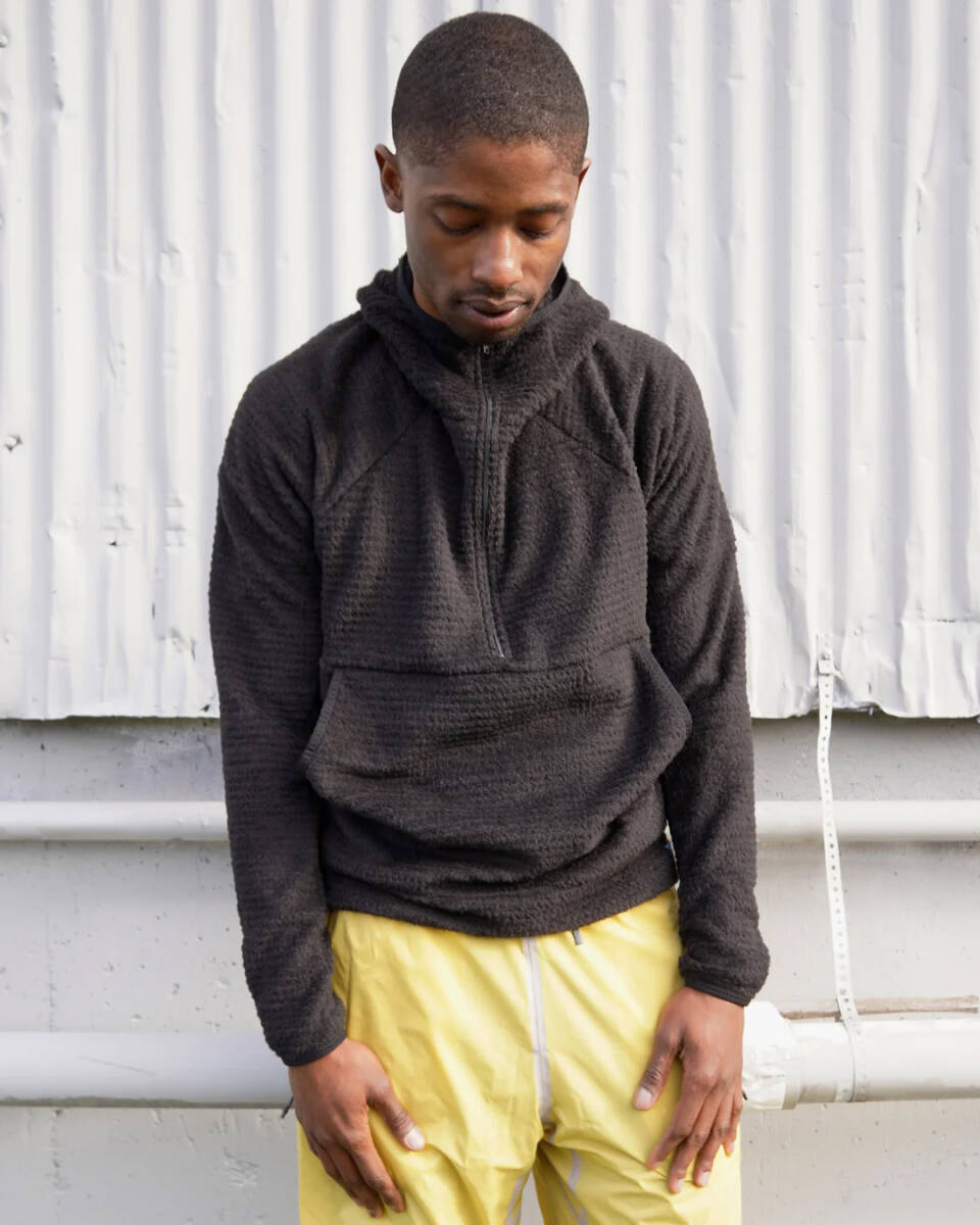 Senchi Designs Alpha 120 Hoodie w/ Zip and Pocket Black L Senchi Designs Alpha 120 Hoodie w/ Zip and Pocket Black L