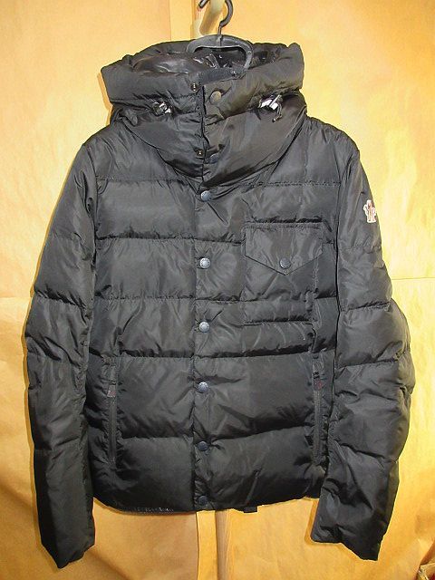 モンクレール MONCLER グルノーブル 　EGGSTOCK　袖　ロゴ　ワッペン　フード　ダウン　ジャケット　 1　黒　国内正規品_画像1