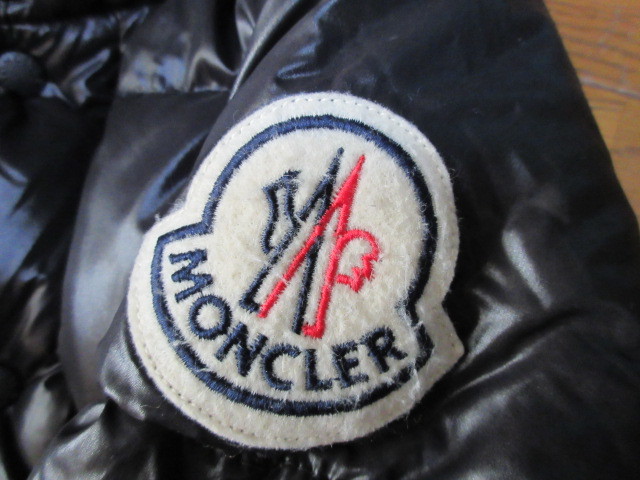 モンクレール　MONCLER でかロゴ　ワッペン エベレスト ダウン ジャケット　黒　0 　国内正規品_画像3