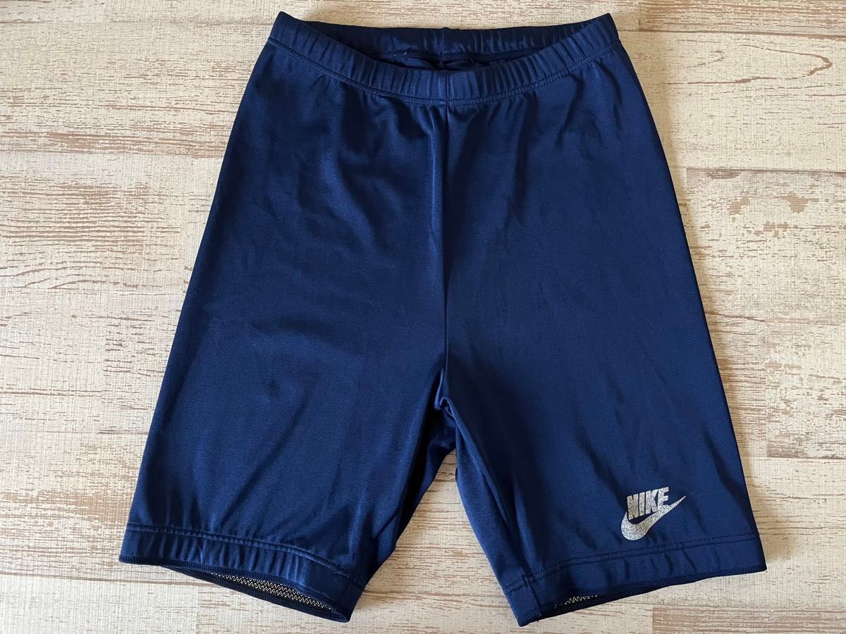 used ナイキ 120 130 紺 パンツ ズボン インナー スパッツ 運動 体操 サッカー スポーツ NIKE 男子 キッズ