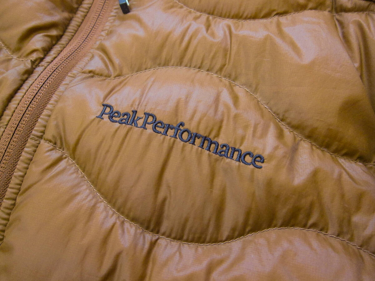 【良品】PeakPerformance ピークパフォーマンス Helium Jacket ブラウン Ｓ Peak Performance ダウン Used【検索:Arc'teryx North Face】_画像2