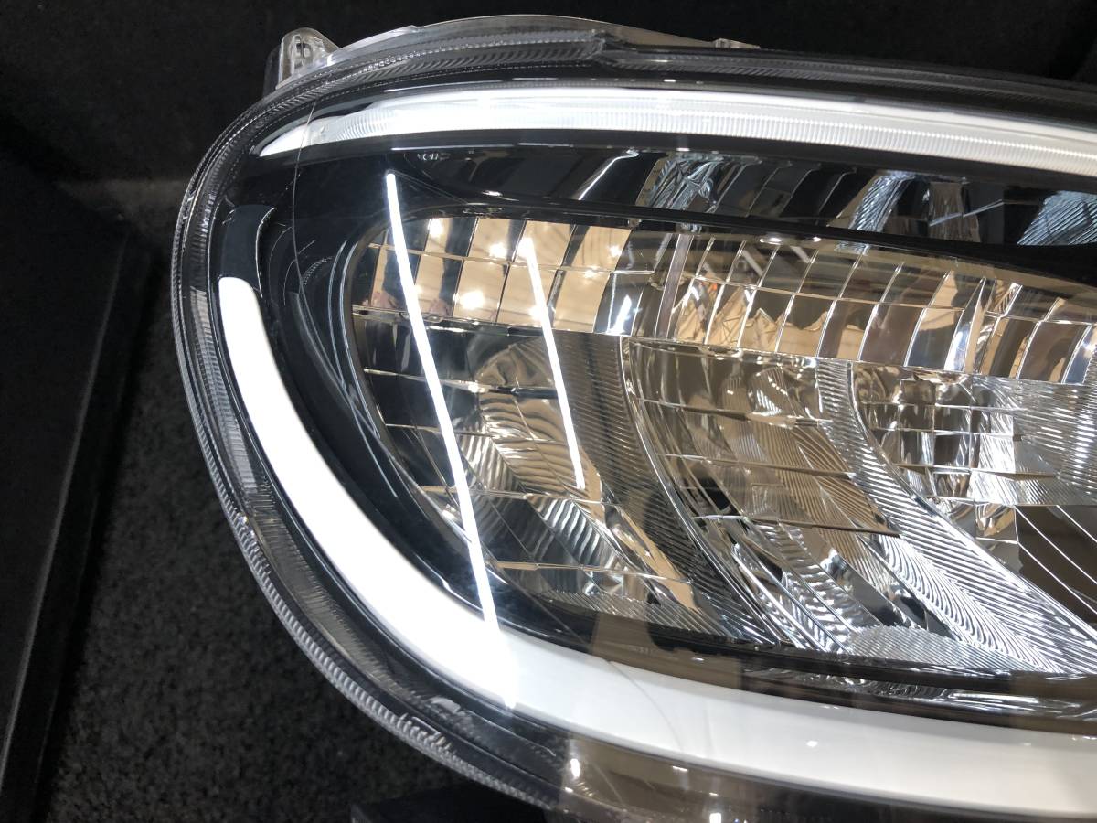 ダイハツ タント LA650S 右ヘッドライト LED コイト 100-69074 81130-B2720 2019年 592472_画像4