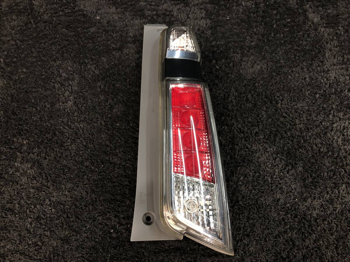 ホンダ N－WGN JH1 右テールランプ LED STANLEY W1400 33500-T6G-902 2017年 602943_602943